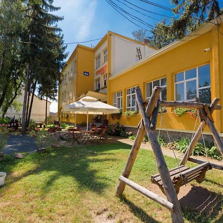 Pensiunea Tranzit Satu Mare Exterior photo