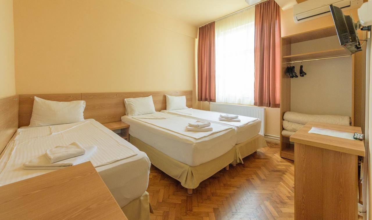 Pensiunea Tranzit Satu Mare Exterior photo